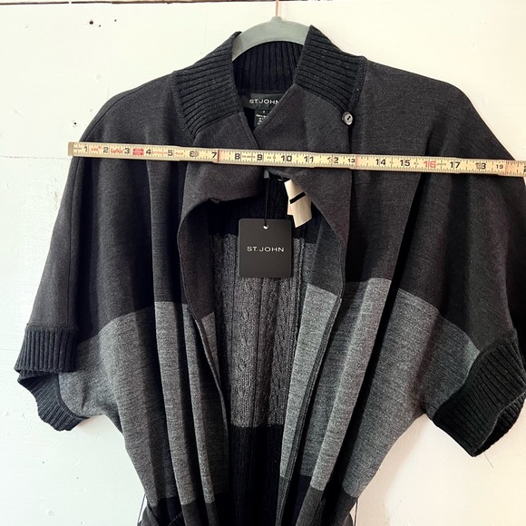 St. John topper Maison Weiss color block cardigan sweater size 8 NWT - Picture 9 of 10